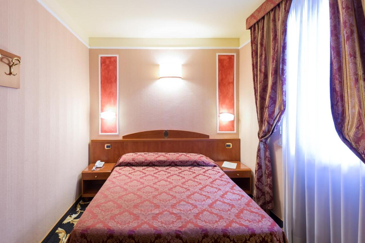 מונטה קטיני טרמה Boutique Hotel Puccini מראה חיצוני תמונה