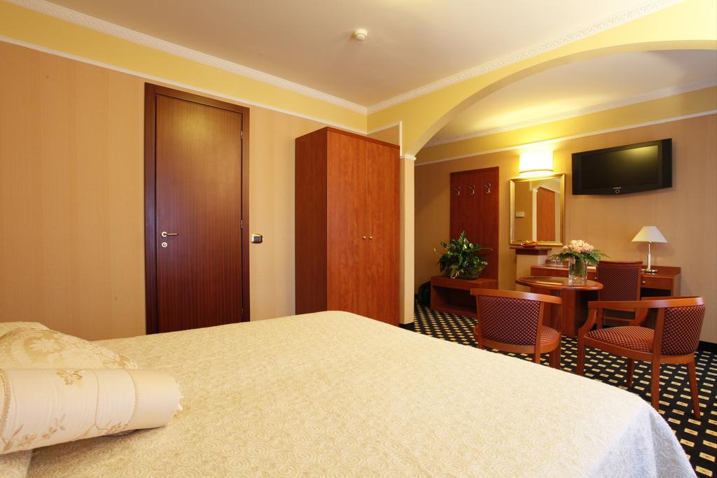 מונטה קטיני טרמה Boutique Hotel Puccini מראה חיצוני תמונה
